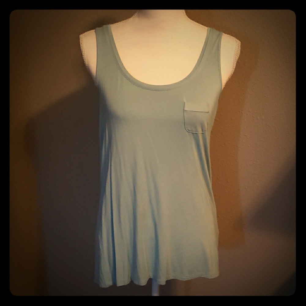 WHBM tank with pocket detail